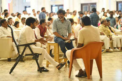 Chiranjeevi resumes shoot post recovering from Covid-19
