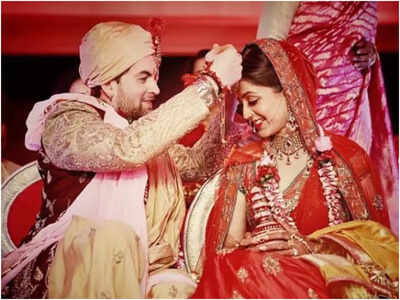Neil Nitin Mukesh celebrates his 5th wedding anniversary with wife Rukmini