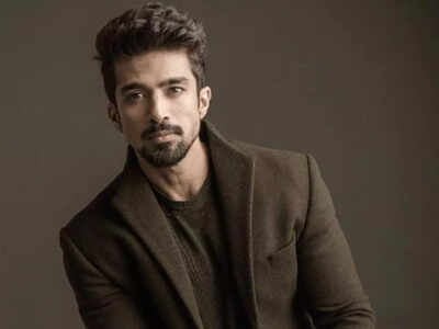 Saqib Saleem kicks off last schedule of 'Crackdown 2' in Kashmir