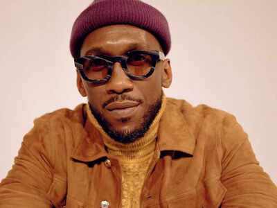 Mahershala Ali's 'Blade' adds actor Aaron Pierre