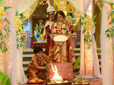 Basanta Bilash: Mahua-Rahul to finally get married