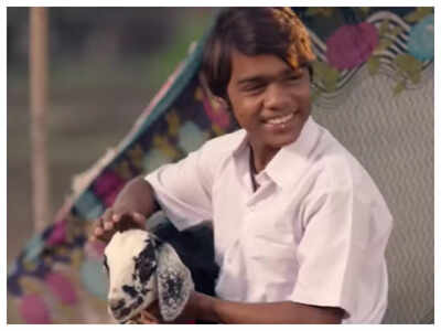 Ramesh Chaudhary's new song 'Abhalane Pankh He Pasarle ...' from 'Gulhar' is out!