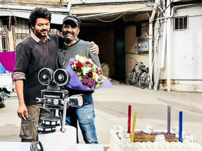 'Beast' cinematographer pens an emotional note on working with Vijay