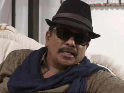 Parthiban's Iravin Nizhal Trailer