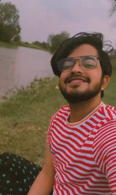Sayak Chakraborty heads to Jhargram for a weekend getaway