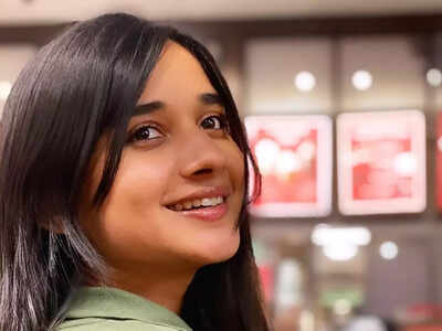 Khatron Ke Khiladi 12's Kanika Mann bounces back after being sick; makes sweet video to address worried fans
