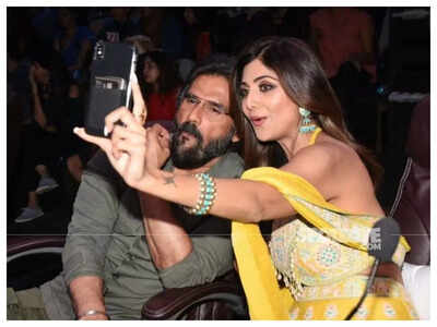 Suniel Shetty gives 'Dhadkan' twist to his birthday post for Shilpa Shetty; calls her 'Superfit Shetty-girl'– See photo