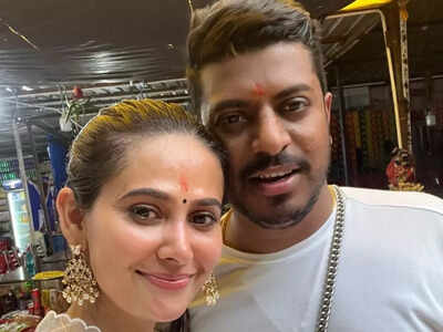 Kavya Gowda and hubby Somshekar offer prayers at Tirumala Tirupati temple; see pics