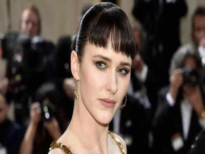 'Marvelous Mrs Maisel' star Rachel Brosnahan appalled by shooting at July 4 parade in Chicago