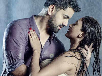 'Muskuraa Lena Tum' is a love ballad for those nursing a broken heart