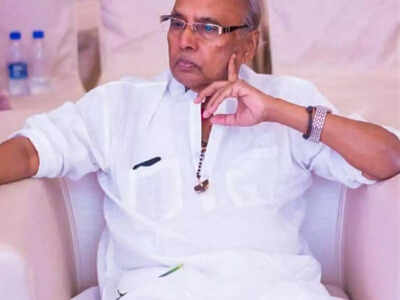 Noted comedian Jaya Sarathi passes away in Hyderabad