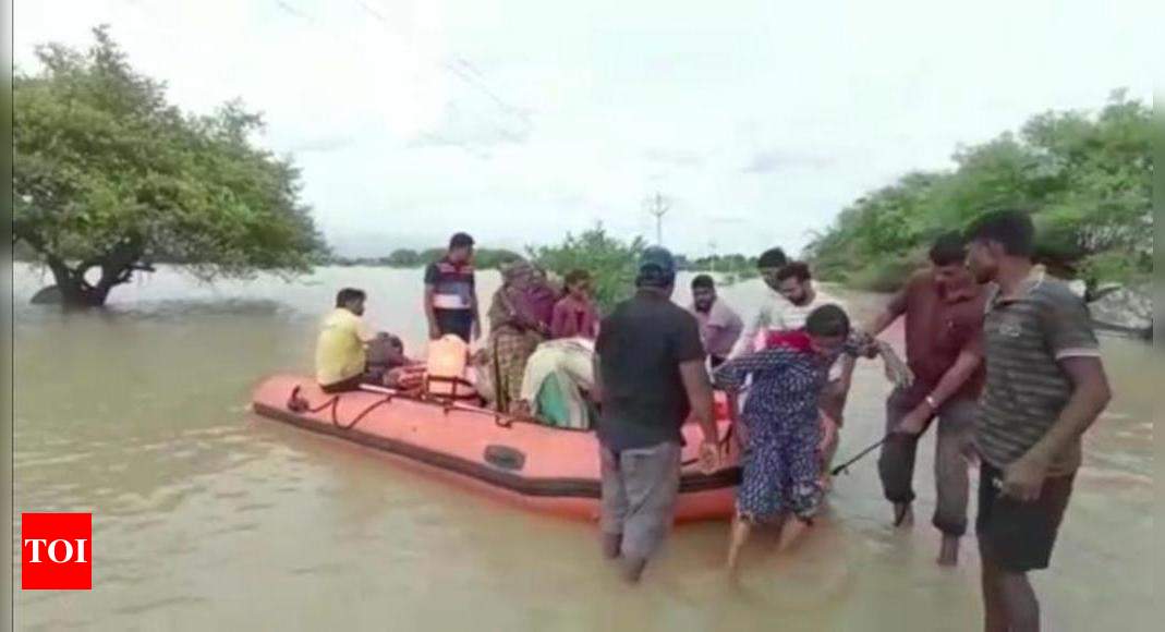 Rescued As Flood Situation Turns Grim In Chandrapur Nagpur News