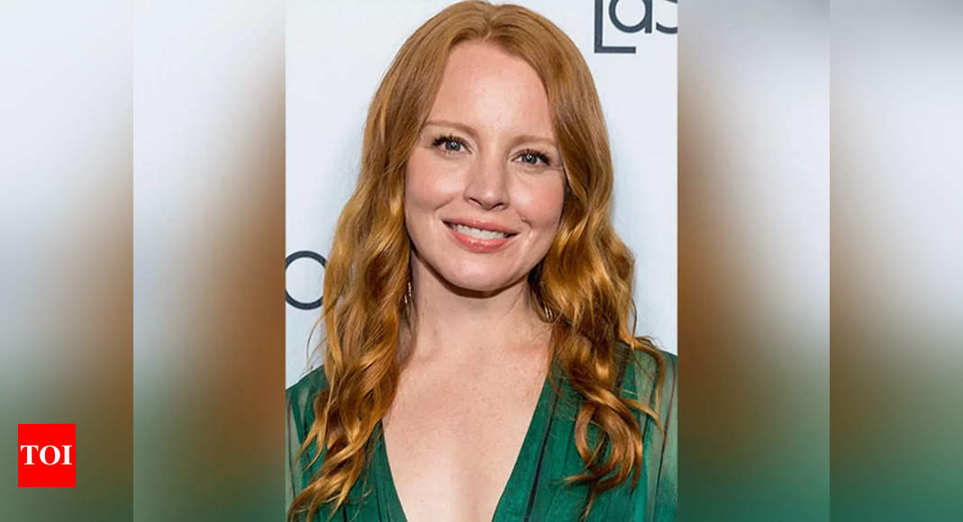 Lauren Ambrose Latest Entrant To Join Yellowjackets Season 2 Cast