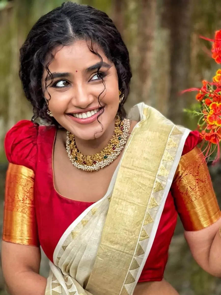 Anupama Parameswaran Looks Stunning In Curls And Ethnic Wear Times Of
