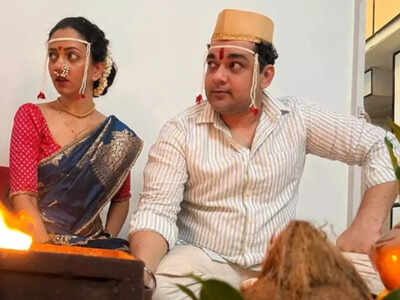 Ka Re Durava actress Neha Joshi ties the knot with writer Omkar Kulkarni
