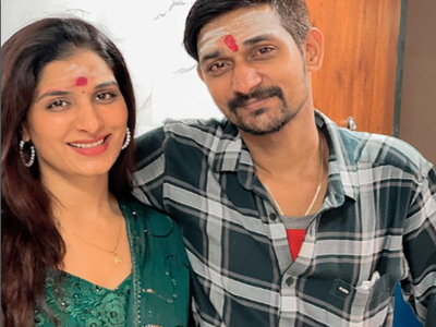 Poonam Dubey shares a beautiful photo with her brother Neeraj Dubey on his birthday
