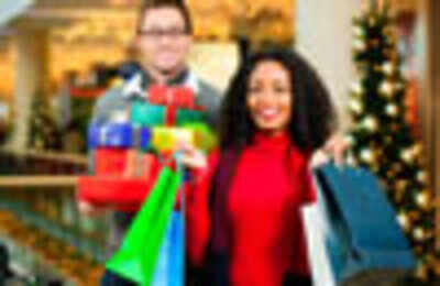 Tips to gift her a surprise