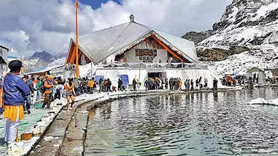 Uttarakhand Hemkund Sahib Portals Close For Winter Break Dehradun