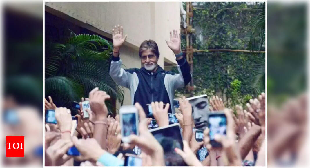 Amitabh Bachchan Feels Fan Meetings Have Become Less Enthusiastic