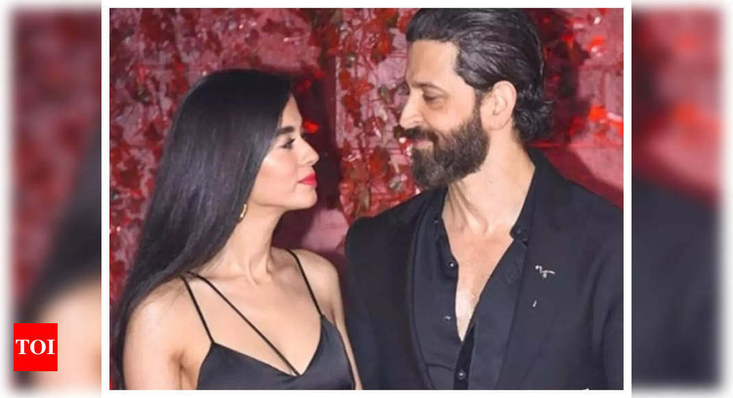 Hrithik Roshan Pens A Romantic Birthday Post For Girlfriend Saba Azad