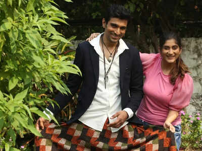 Deeksha Joshi: It's best to have an empty stomach when you go to the theaters to watch 'Vaahlam Jaao Ne'- Exclusive!