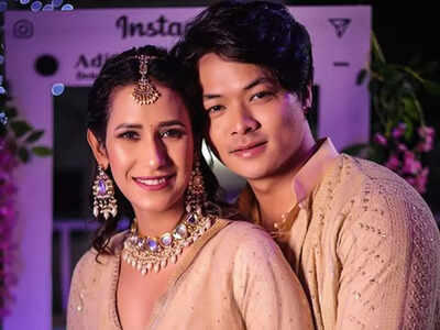 Splitsvilla X3 winner Aditi Rajput gets engaged to Bollywood choreographer Sarang Rai; see photos