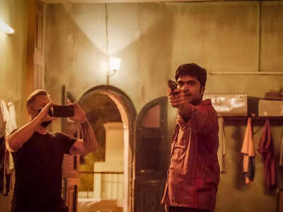 Here's how Silambarasan performed the single take-action scene for 'Vendhu Thanindhathu Kaadu'