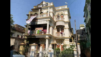 Requiem for a 120-year-old house at Kalighat