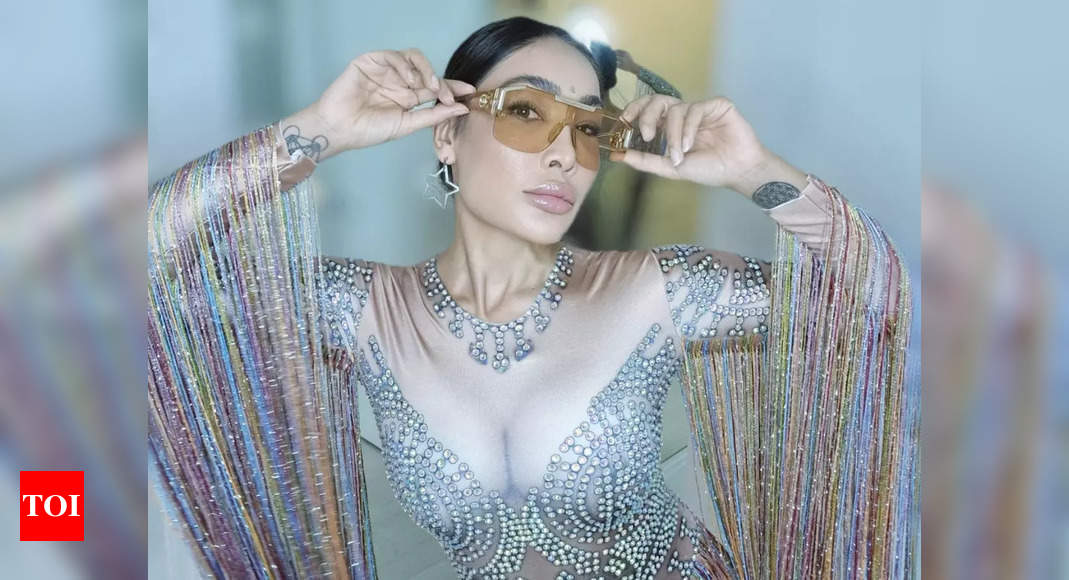 Exclusive Bigg Boss Fame Sofia Hayat Celebrates Her Birthday