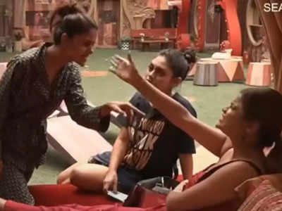 Bigg Boss Ugly Spat Between Priyanka Chahar Chaudhary And Archana