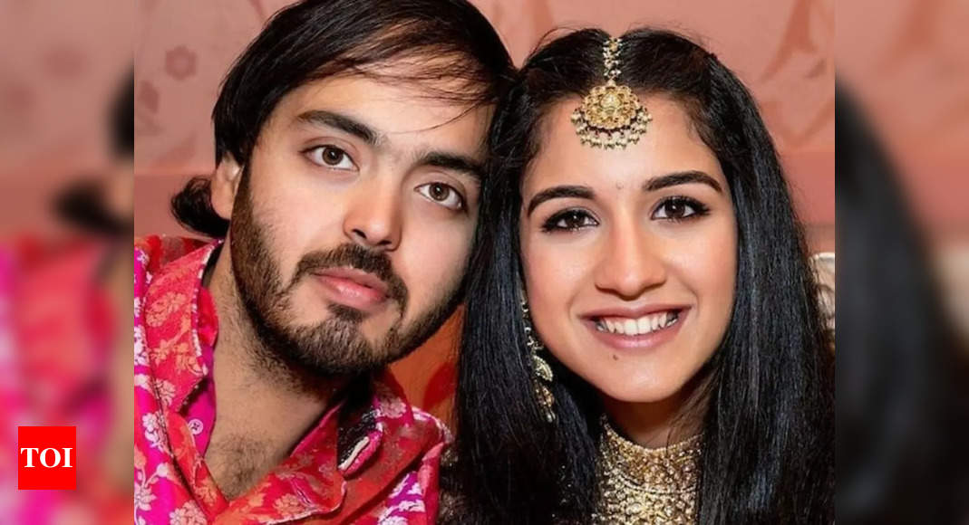 Anant Ambani Radhika Merchant Engagement News Mukesh Ambani And Nita Ambani S Son Anant Ambani