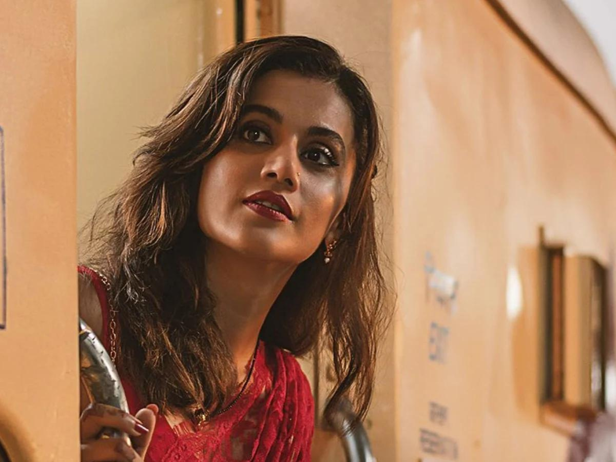 Taapsee Pannu Share The First Official Poster Of Phir Aayi Hasseen