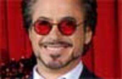 Robert Downey Jr doesn't know Iron Man 3 story