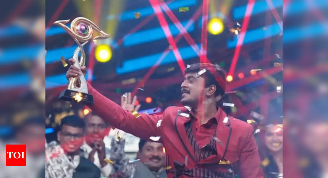 Bigg Boss Tamil Highlights January From Azeem The Lifts Trophy