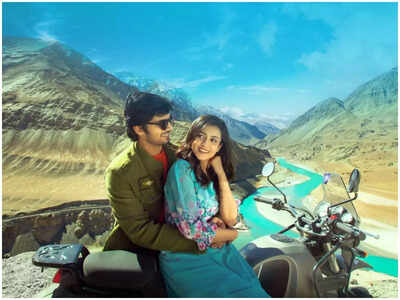 The Title song of 'O Saathiya' goes viral ahead of its release!