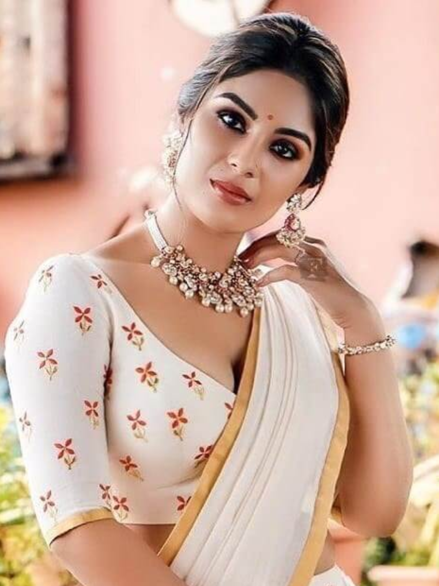 Stunning Stills Of Samyuktha Menon Times Of India