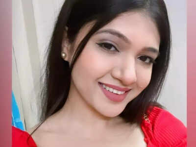 Jolly Rathod gets Red’dy for Valentine’s day, see pic