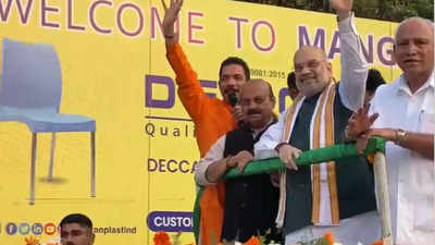 Amit Shah Sounds Election Bugle In Karnataka Lashes Out At Congress