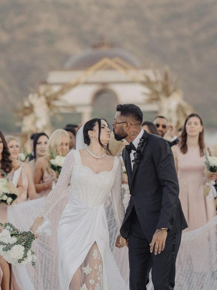 Hardik Pandya Natasha Stankovic S First Wedding Pics Out Times Now