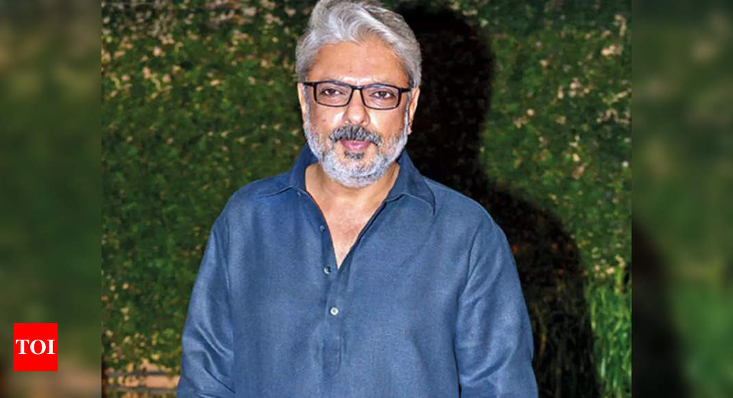 Sanjay Leela Bhansali Reveals Why He Didn T Make Heeramandi Years