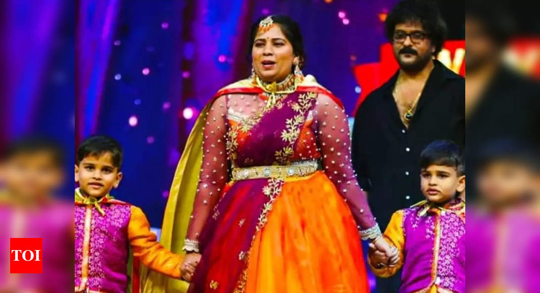 Nannamma Superstar Grand Finale Chaithra And Her Twin Sons Emerge As