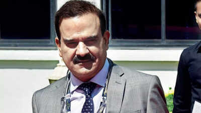 Former Mumbai police commissioner Param Bir Singh at CAT over unpaid retirement dues