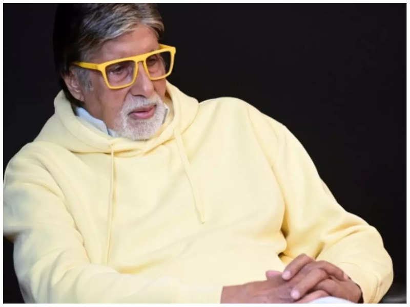 Bollywood Superstar Amitabh Bachchan Got Injured During The Shoot Of