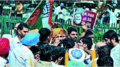 Adani row: Cong protests in 3 states for JPC probe