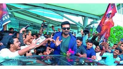 Team ‘RRR’ returns to roaring applause