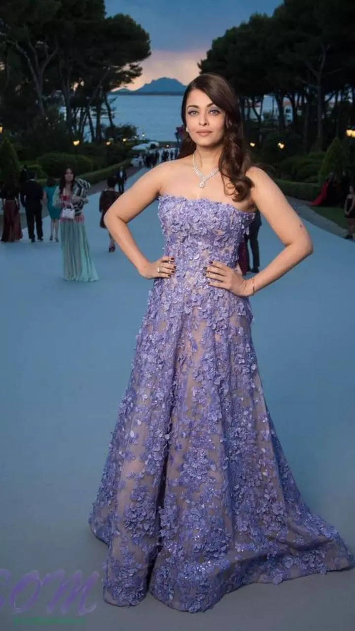 Cannes 2015: Aishwarya Rai Bachchan or Katrina Kaif — who pulled it off  better at the red carpet? | India.com