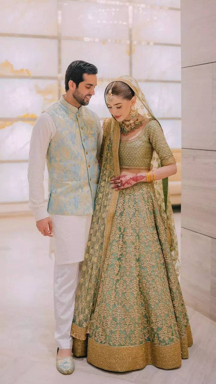 Grooms In Sabyasachi Outfits That Will Leave You Stunned | Wedding outfits  for groom, Indian wedding outfits, Couple wedding dress