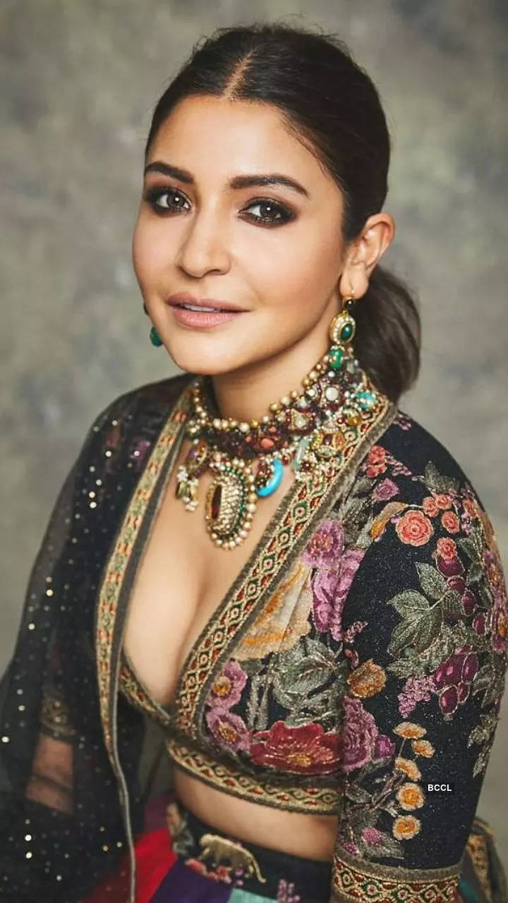 Anushka Sharma @anushkasharma wears a hand-printed grey organza lehenga  with a hand-embroidered tulle blou… | Organza lehenga, Wedding lehenga  designs, Tulle blouse