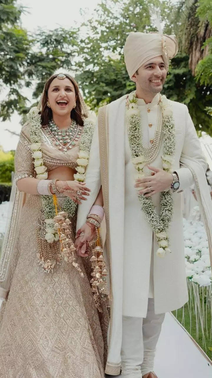 Parineeti Chopra Wedding Photos, Marriage Images, Pictures | Parineeti  Chopra and Raghav Chadha's stylish wedding pictures | Times of India