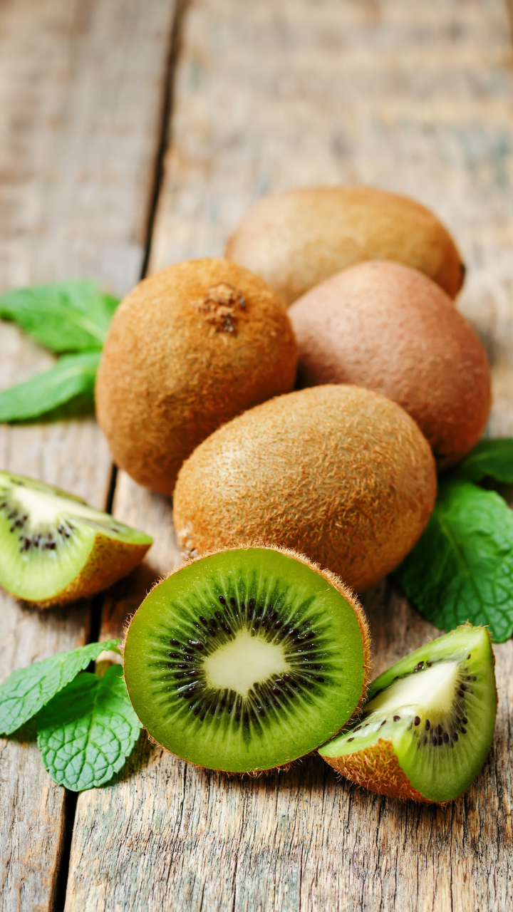 10 solid reasons to eat one kiwi every day​